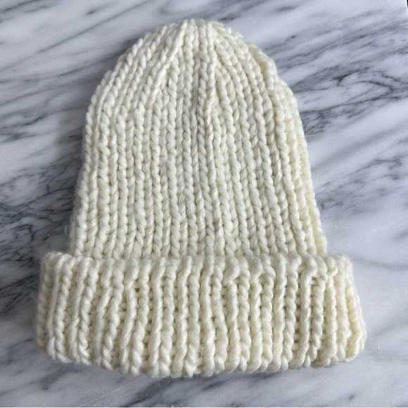 For Love & Lemons Cream Chunky Knit Beanie One Size FLL - Picture 5 of 5
